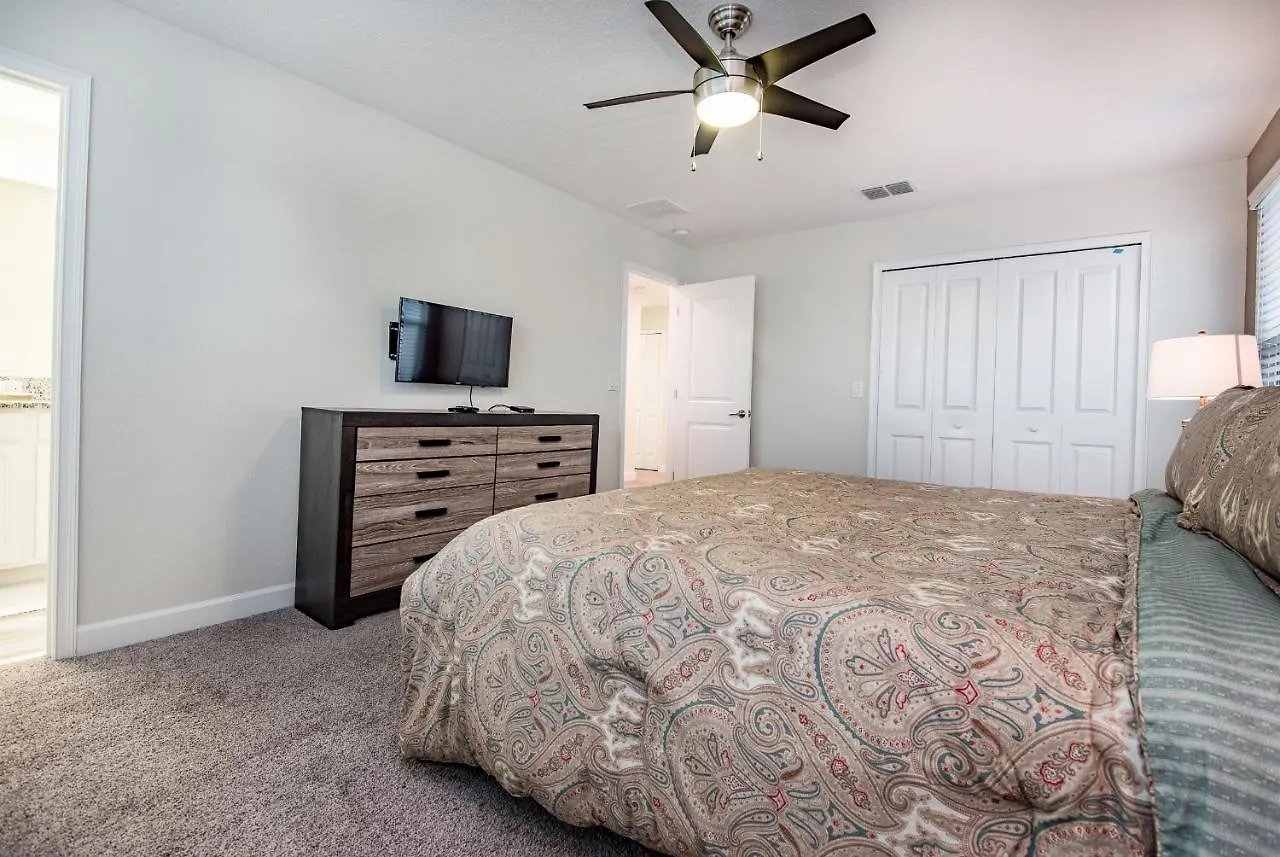 Fantastic 6 Bedroom 5 Bathroom Champions Gate Four Corners