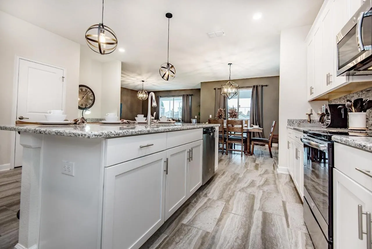 Villa Fantastic 6 Bedroom 5 Bathroom Champions Gate Four Corners United States