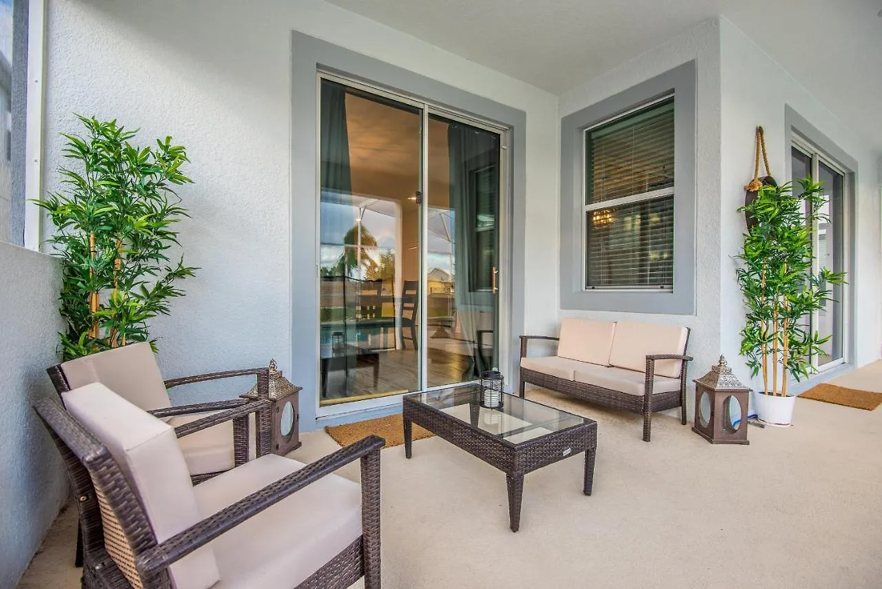 Fantastic 6 Bedroom 5 Bathroom Champions Gate Four Corners Villa